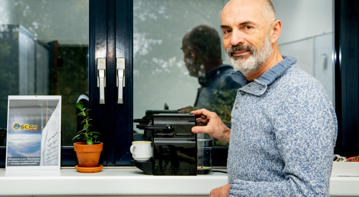 QST Research Group 33