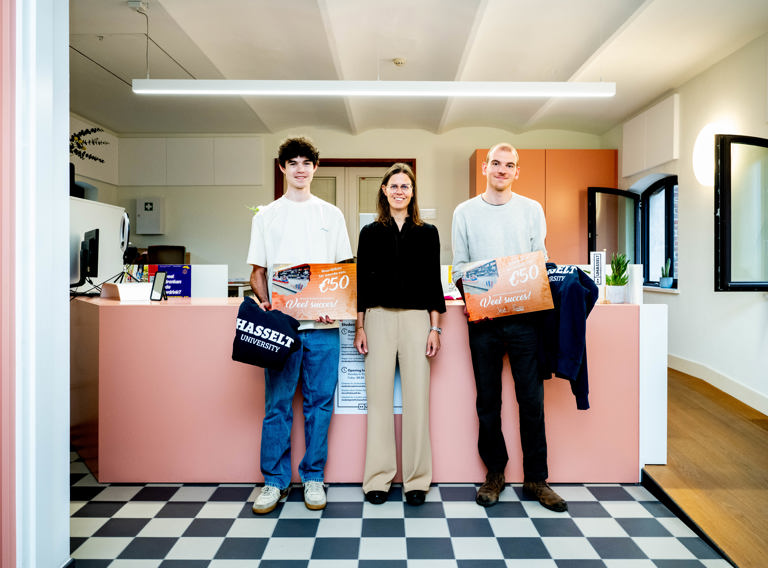 Eerste Inschrijvingen