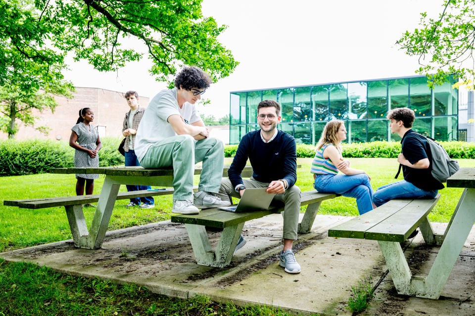 6. Tuin Achterkant Gebouw D 005