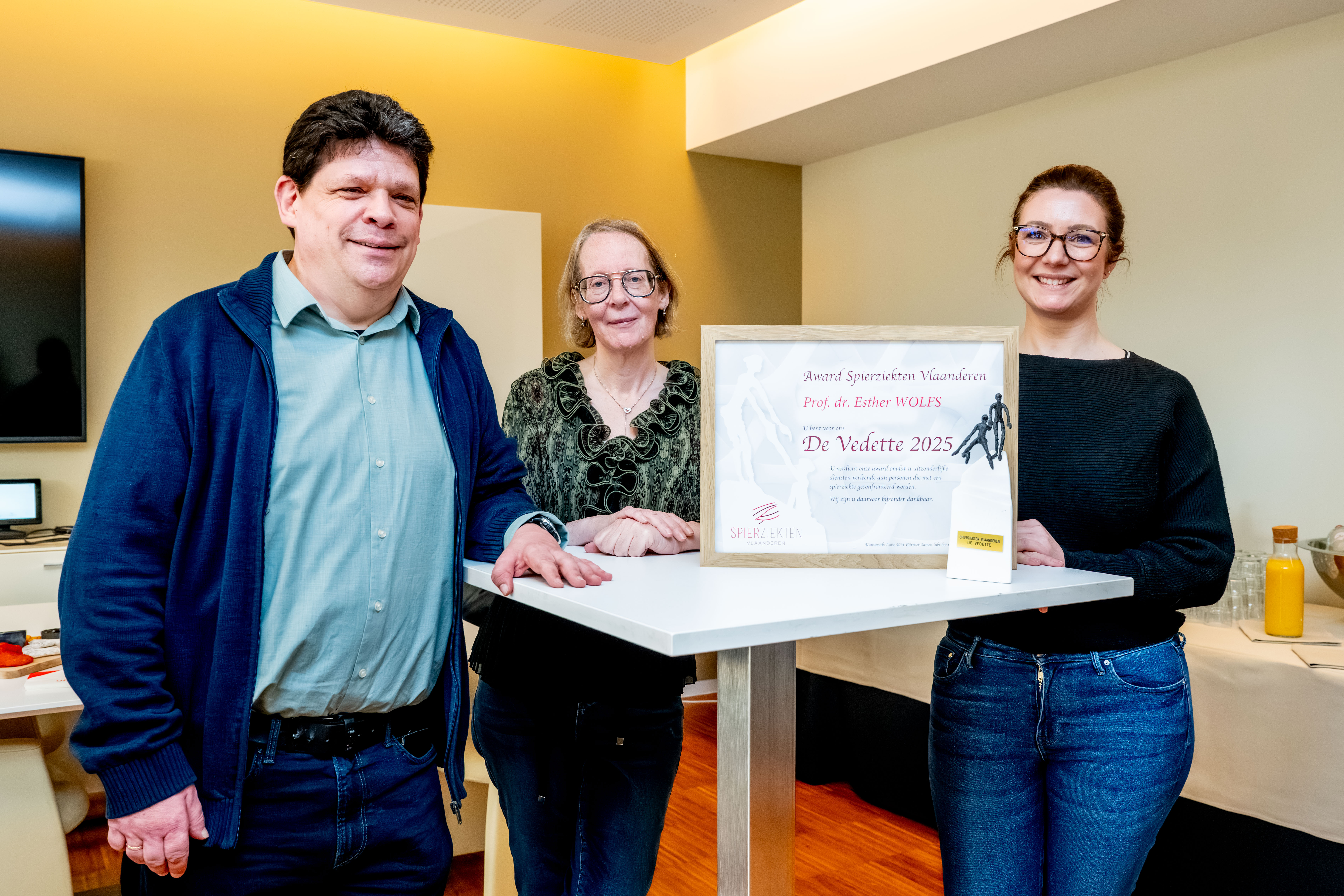 Uitreiking De Vedette Aan Prof. Dr. Esther Wolfs