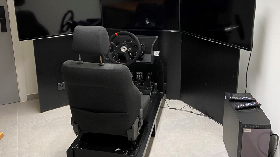 Rijsimulatoren - UHasselt