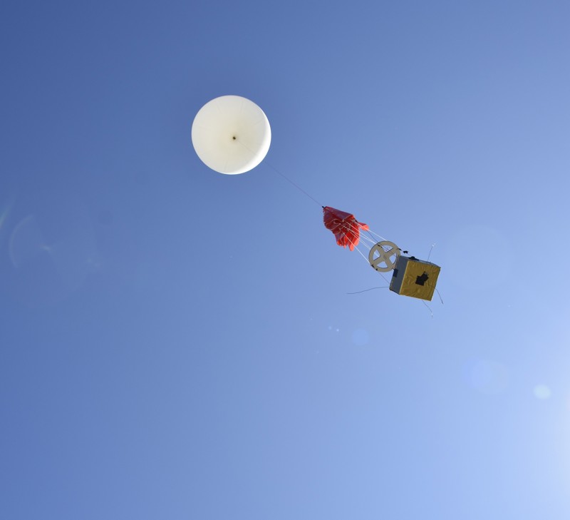 Stratosfeerballon met experimenten in de lucht