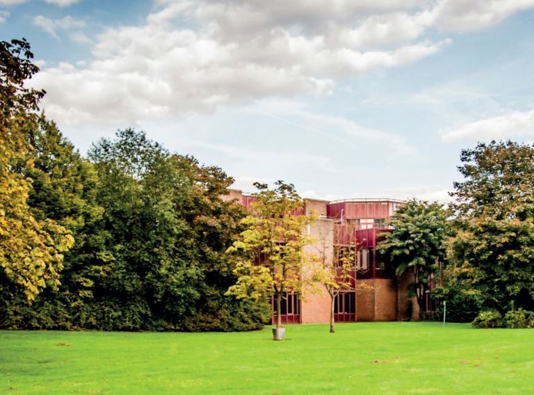 ark_Gebouw In Groen