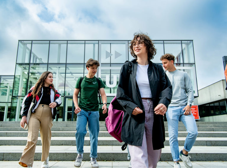 Diepenbeek Voorkant Gebouw D LR 03