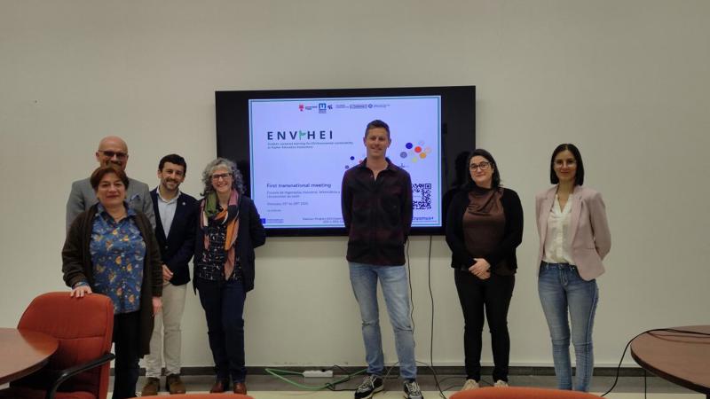 Imagen 3 Tom In Leon