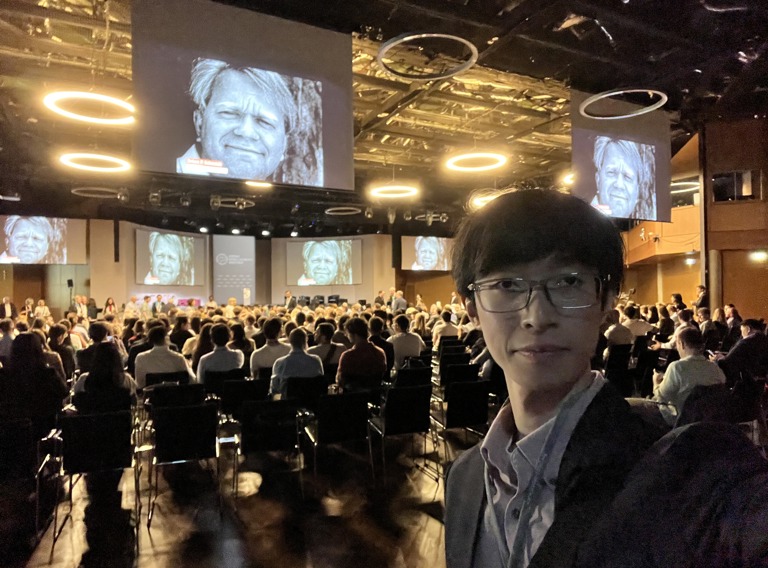 Tuan Nguyen Lindau Nobel Laureate Meeting Group