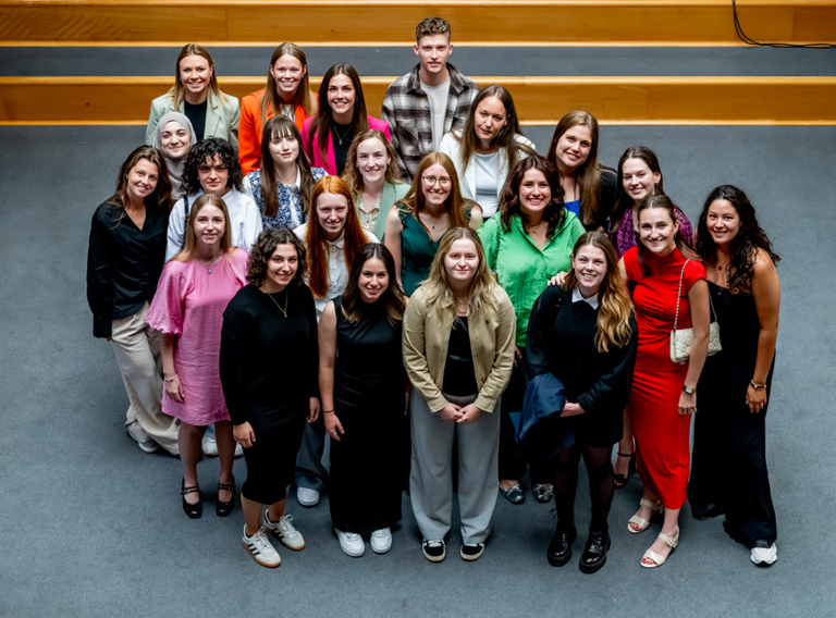 24 07 03 Proclamatie ARK Bachelors 043