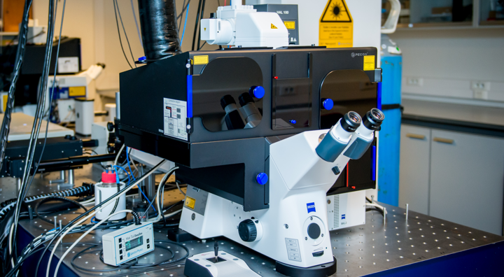 Optical Storage Microscope Advanced Optical Microscopy Centre- UHasselt