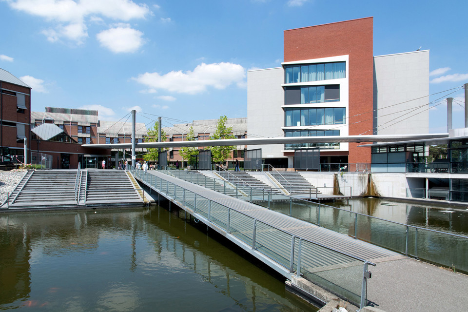 Hoofdingang Sint Jan Buiten 20150611 ZOL 3964 Bew