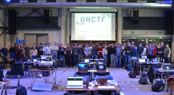 Group photo at UHCTF 2023